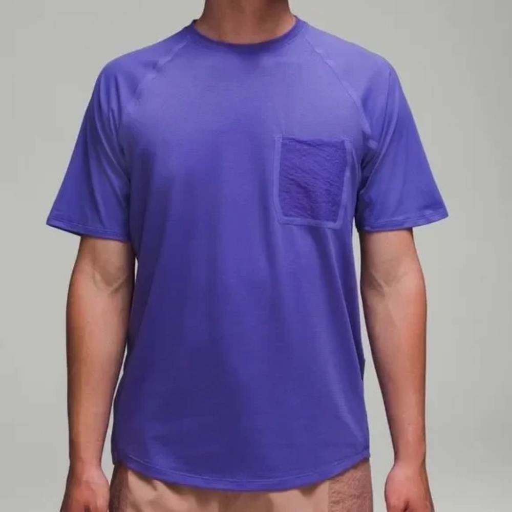 lululemon athletica Men's ventilated hiking Tee - Vibrant Purple
